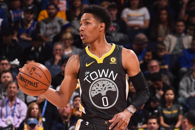 萨林杰35+16贺希宁准绝杀 深圳1分险胜同曦